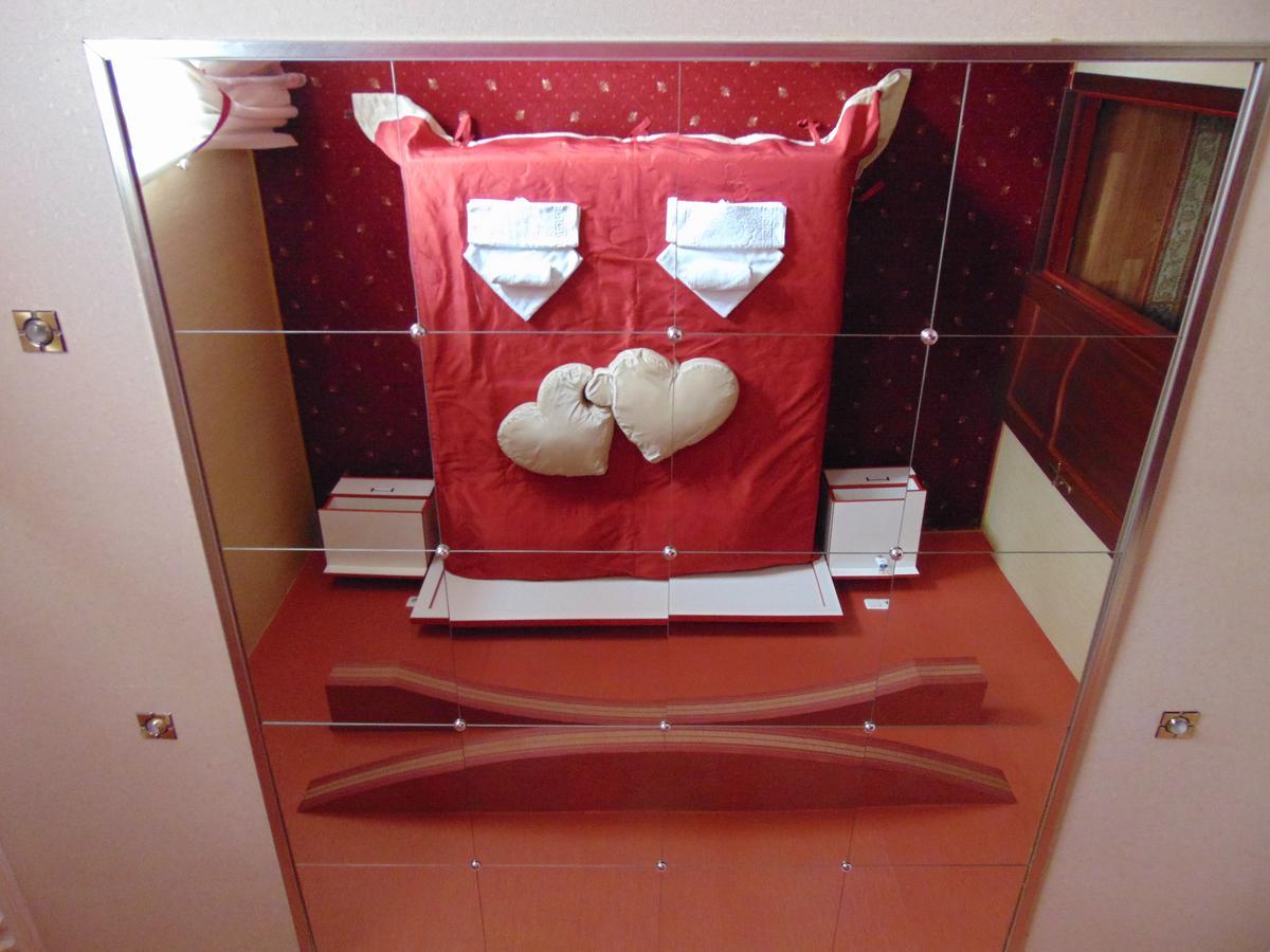 Hotel Serpanok Tyachiv 외부 사진